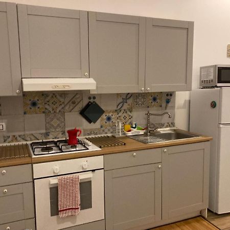 Casa Gaia A Due Passi Dal Duomo Apartment Naples Luaran gambar