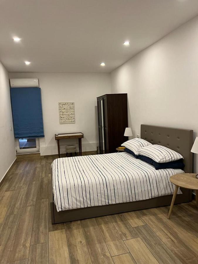 Casa Gaia A Due Passi Dal Duomo Apartment Naples Luaran gambar
