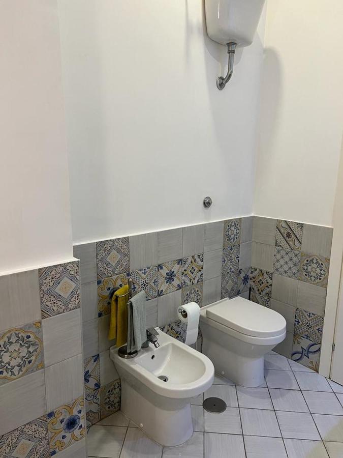 Casa Gaia A Due Passi Dal Duomo Apartment Naples Luaran gambar