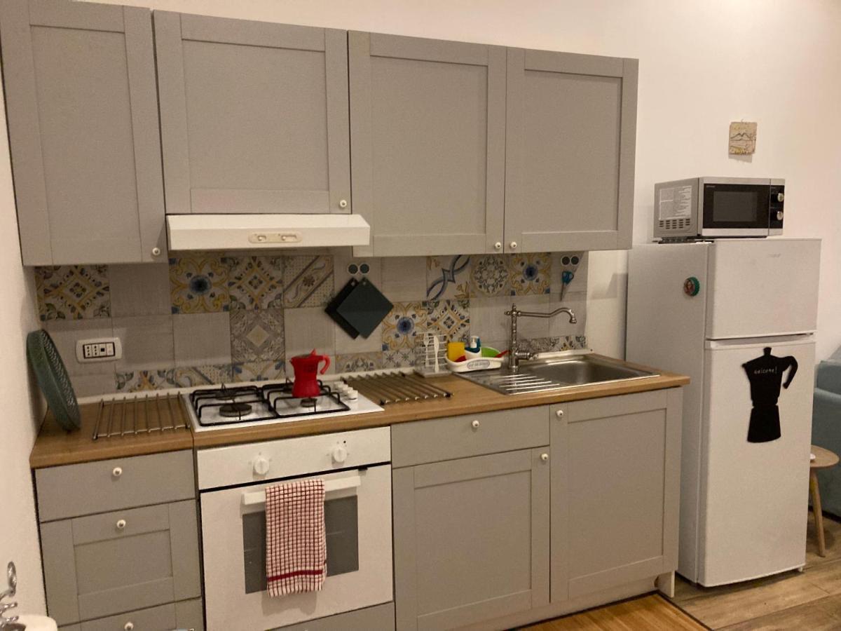 Casa Gaia A Due Passi Dal Duomo Apartment Naples Luaran gambar