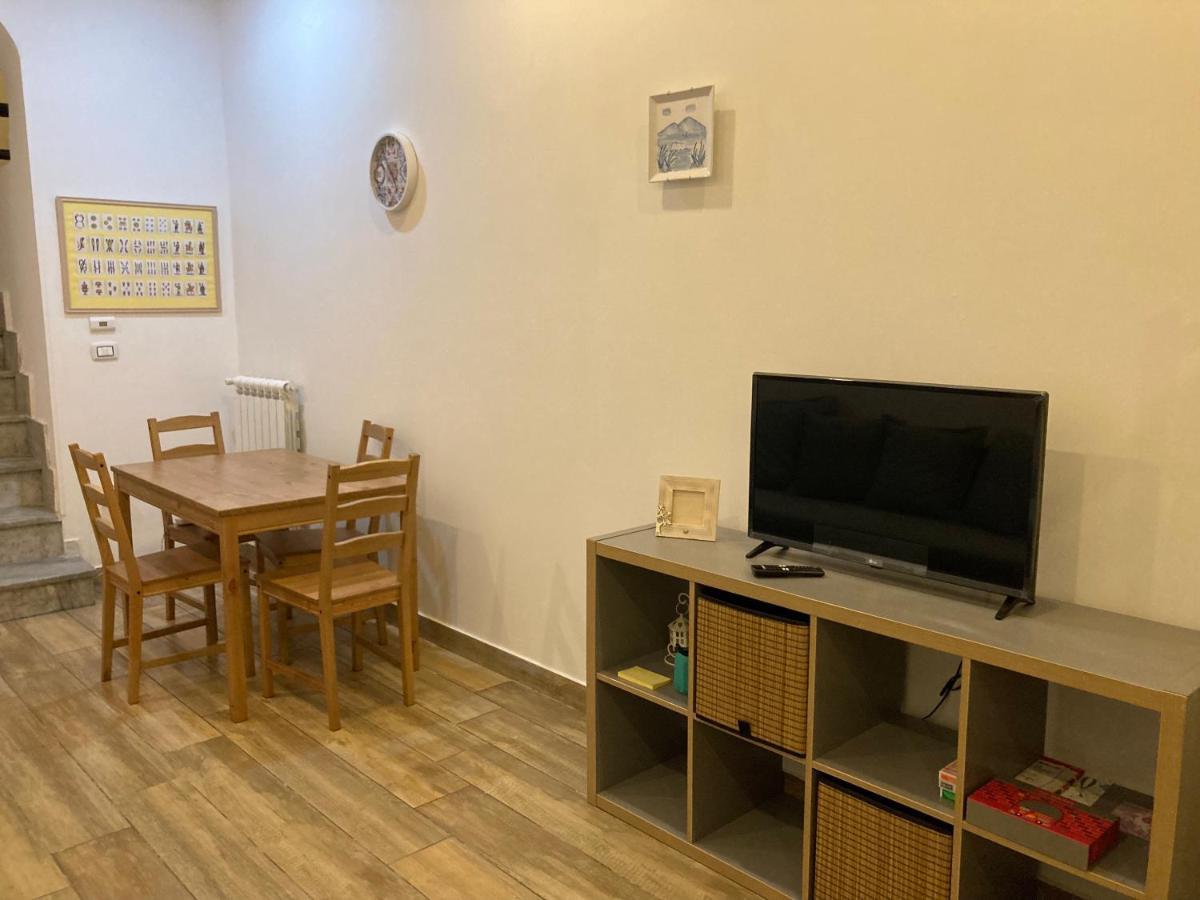 Casa Gaia A Due Passi Dal Duomo Apartment Naples Luaran gambar