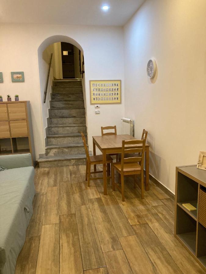 Casa Gaia A Due Passi Dal Duomo Apartment Naples Luaran gambar