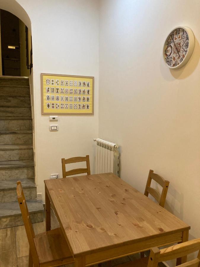 Casa Gaia A Due Passi Dal Duomo Apartment Naples Luaran gambar